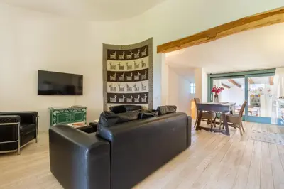 TV o dispositivi per l'intrattenimento presso Villa Maffi - spaziosa, vista mare e parcheggio