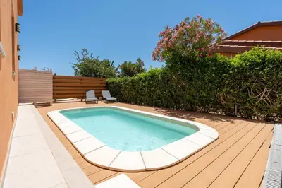 Piscina di Rey Summertime 400 m dal mare piscina esclusiva o nelle vicinanze