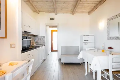 Cucina o angolo cottura di Rey Summertime 400 m dal mare piscina esclusiva