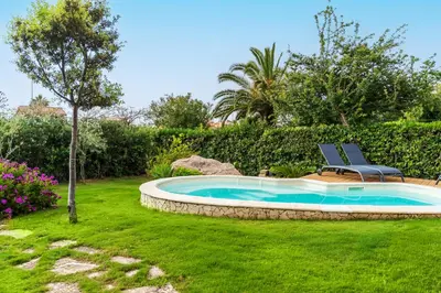 Piscina di Rey Palma House 400 m dal mare piscina esclusiva o nelle vicinanze