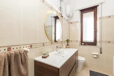 Bagno di Nonna ADELINA a 150 m da Cala Moresca