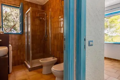 Bagno di Villa Mario & Anna Carloforte