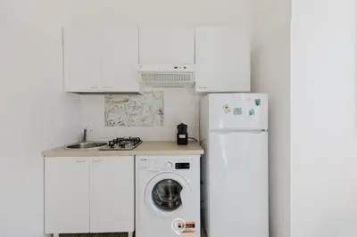 Cucina o angolo cottura di Beachside Apartments - Cozy