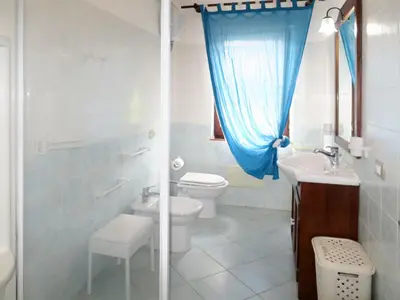 Bagno di Holiday Home Giacu - REI225 by Interhome
