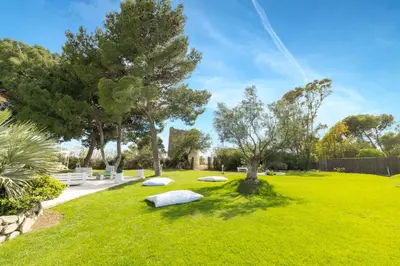 Giardino di Luxury Villa Sea Front With Pool