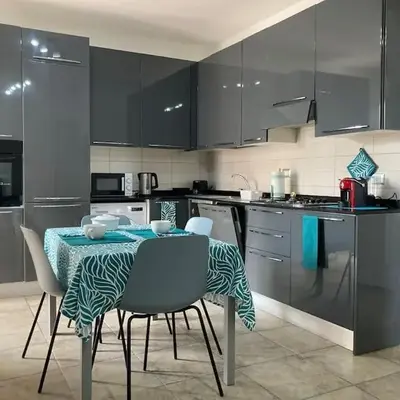 Casa mosaico IUN R9770