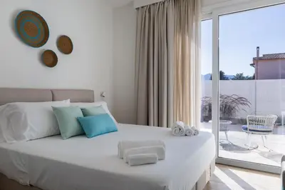 Letto o letti in una camera di Delphis Pula Rooms
