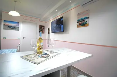 TV o dispositivi per l'intrattenimento presso Pintor 12 Cagliari