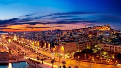 Vista generica su Cagliari o vista sulla città dall'interno dell'affittacamere
