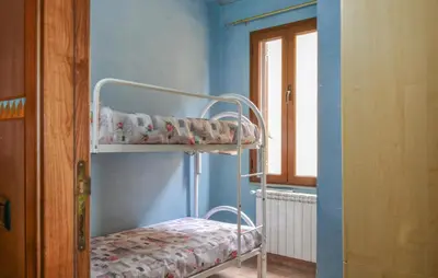 Letto o letti in una camera di Cozy Apartment In Ilbono With Wifi