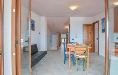 Area soggiorno di Lovely Apartment In Ilbono With Wifi