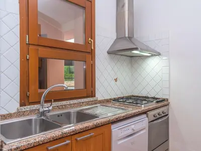 Cucina o angolo cottura di Holiday Home Rei Sole - REI305 by Interhome