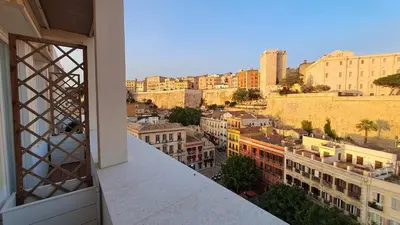 Vista generica su Cagliari o vista sulla città dall'interno dell'affittacamere