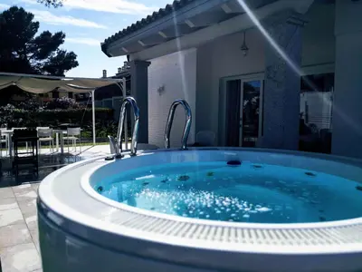 Piscina di villa ELEGANCE charming PORTO PINO o nelle vicinanze