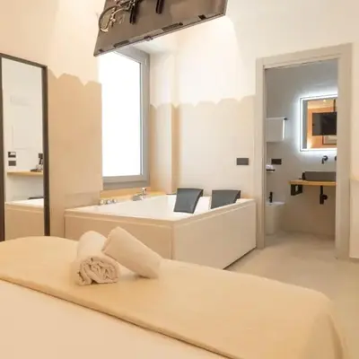 Sardinian Days - Jacuzzi Suites & Rooms