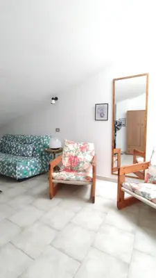 Area soggiorno di SEAGLE APARTMENT- a stone's throw from the sea
