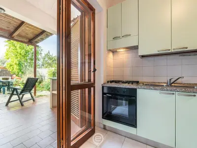 Cucina o angolo cottura di Relaxing Sunlit Getaway