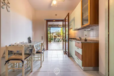 Cucina o angolo cottura di Relaxing Sunlit Getaway