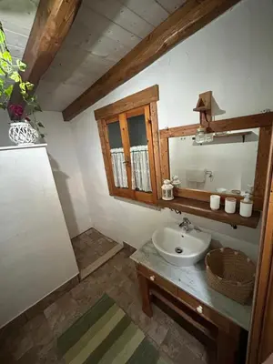Bagno di Al giardino da Lu