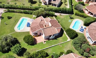 Piscina di Villas with private pool just 400 meters from the Costa Rei - beach o nelle vicinanze