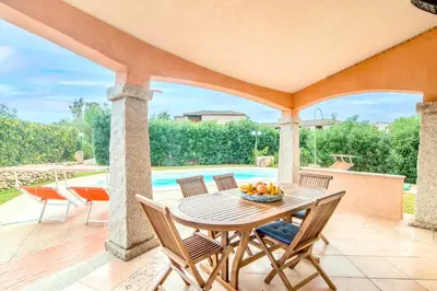 Piscina di Villas with private pool just 400 meters from the Costa Rei - beach o nelle vicinanze