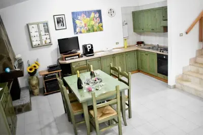 Cucina o angolo cottura di Villa Giulia - Villa Giulia 800 passi dal mare