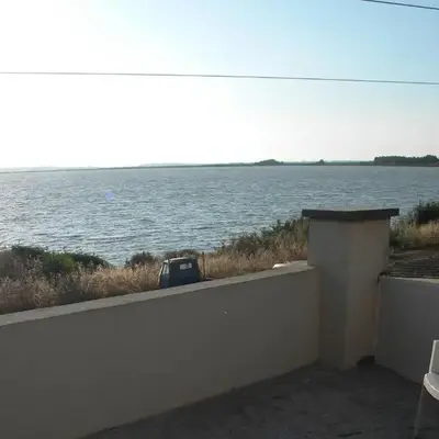 Casa dei pescatori sulla laguna
