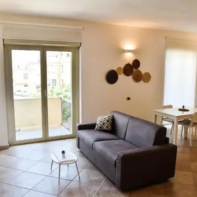 Sunshine Apartment - Appartamento Vicino al Mare