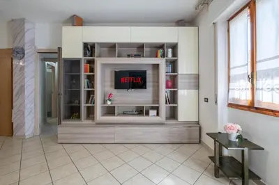 TV o dispositivi per l'intrattenimento presso 5 minuti dal mare e Parco naturale- casa moderna con veranda