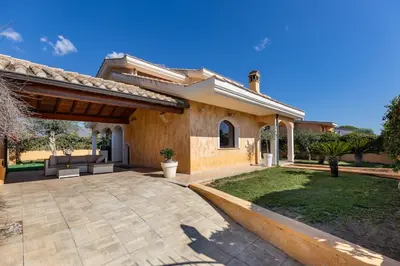 Edificio in cui si trova la villa