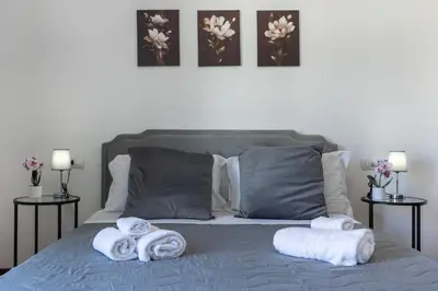 Letto o letti in una camera di Hesa House