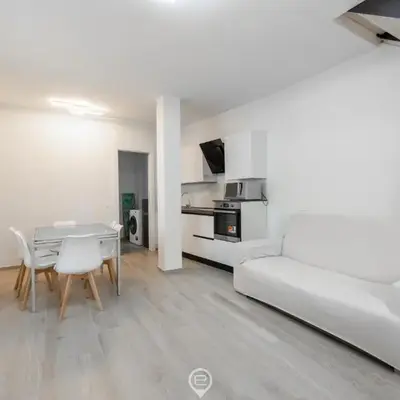 White Magnolia Apt