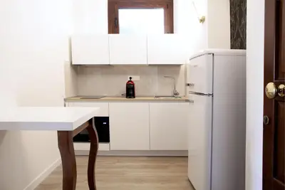 Cucina o angolo cottura di [5 min Piazza Yenne] - Luxury Suite
