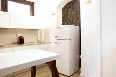 Cucina o angolo cottura di [5 min Piazza Yenne] - Luxury Suite