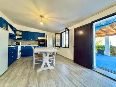 Cucina o angolo cottura di Sea View Cea Beach