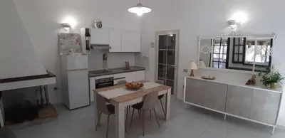 Cucina o angolo cottura di Casa Pillo Nereidi - 30 m dal mare e con vista mare