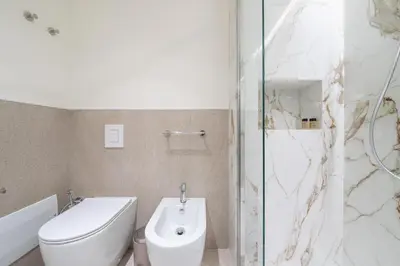 Bagno di Karalin Sonnino Suites