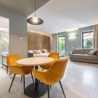 Karalin Sonnino Suites