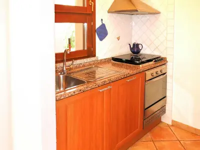 Cucina o angolo cottura di Holiday Home Rei Sole - REI302 by Interhome