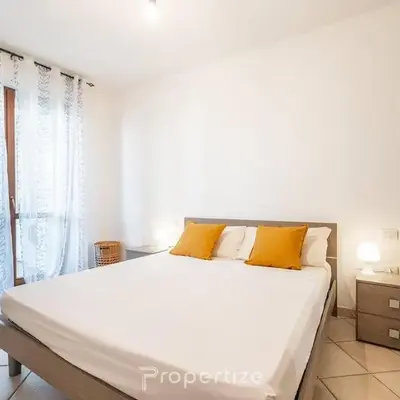 Sole e Città by Propertize