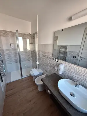 Bagno di COMIDA Guesthouse & Experiences