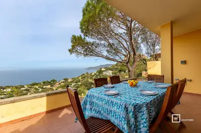 Paesaggio naturale nelle vicinanze della casa vacanze
