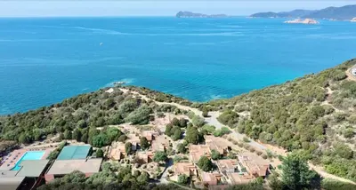Paesaggio naturale nelle vicinanze dell'aparthotel