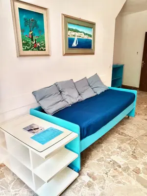 Area soggiorno di Residenza Le Scalette - Appartamento piano terra con affaccio primo piano