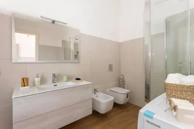 Bagno di Casa Levante - Near the station and city center
