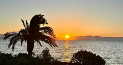 Paesaggio naturale nelle vicinanze della villa