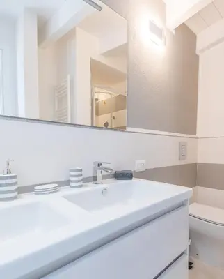 Bagno di Capo Norax chambre de luxe avec jacuzzi à 250m de la mer