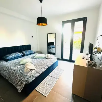 Blue Orchid Apartment