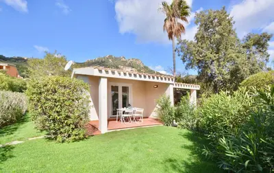 Giardino di Residence in Costa Rei just 450 meters from the beach, apartments with air conditioning and outdoor private area