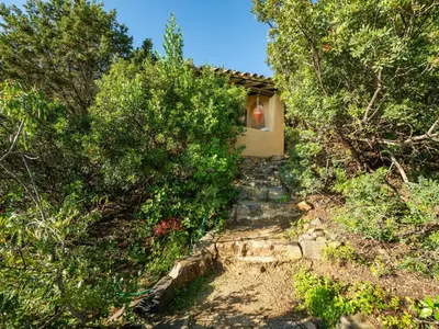 Giardino di Holiday Home Capo Boi by Interhome